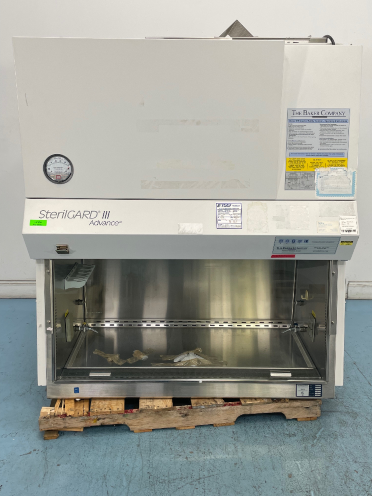 Image of Baker SterilGARD III Advance 4' Biosafety Cabinet